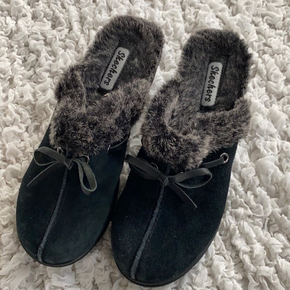 Skechers Furr Mules Size 7.5